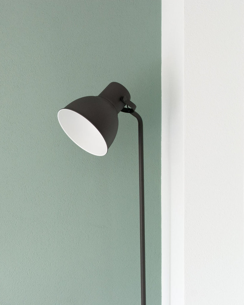 Black Tall Lamp