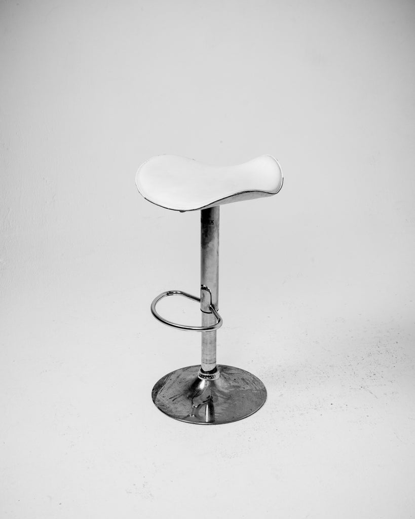 Simple Bar Stool